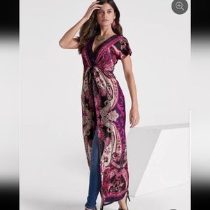 Paisley maxi top. M. NWOT  Multi color.